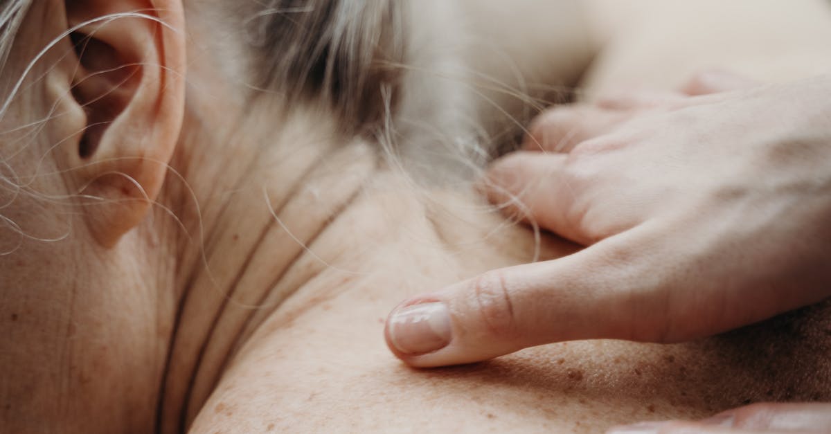 How to Prepare for a Relaxing Couples Massage Session