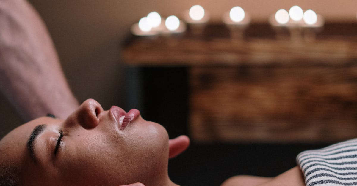 What to Expect During a Couples Massage Retreat