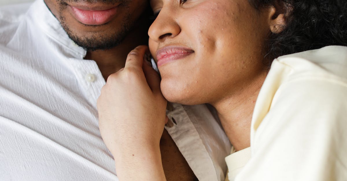 What to Expect During Your First Couples Massage in Omaha