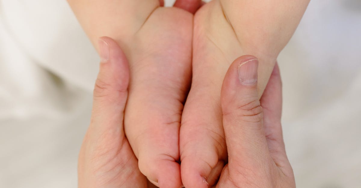 What to Expect from Your First Couples Massage in Chicago