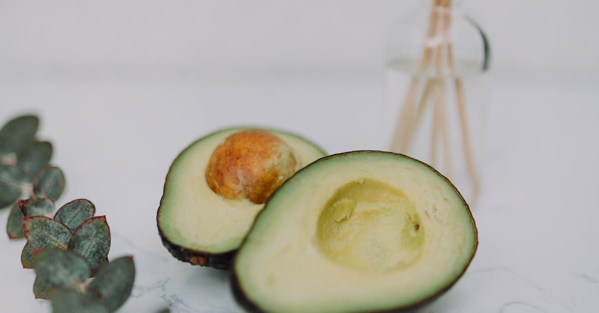 What to Expect from Your First Couples Massage in St. Louis